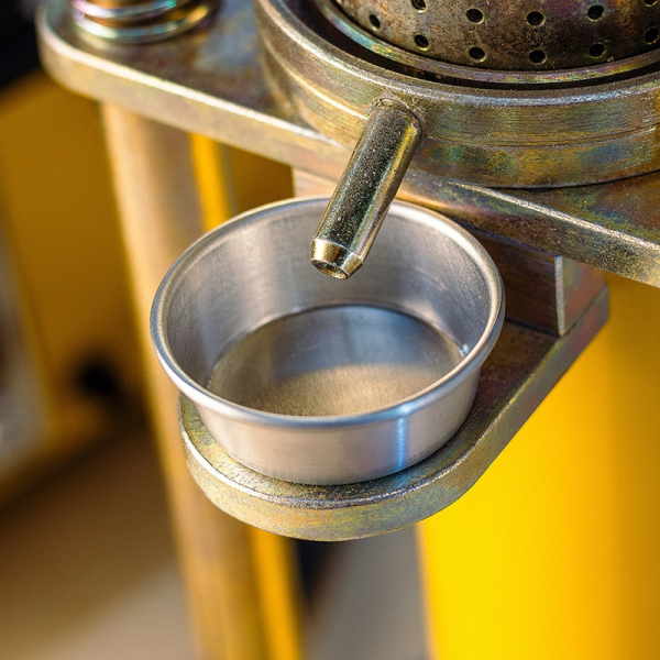 Пресс лабораторный автоматический гидравлический ПАМ-10Т